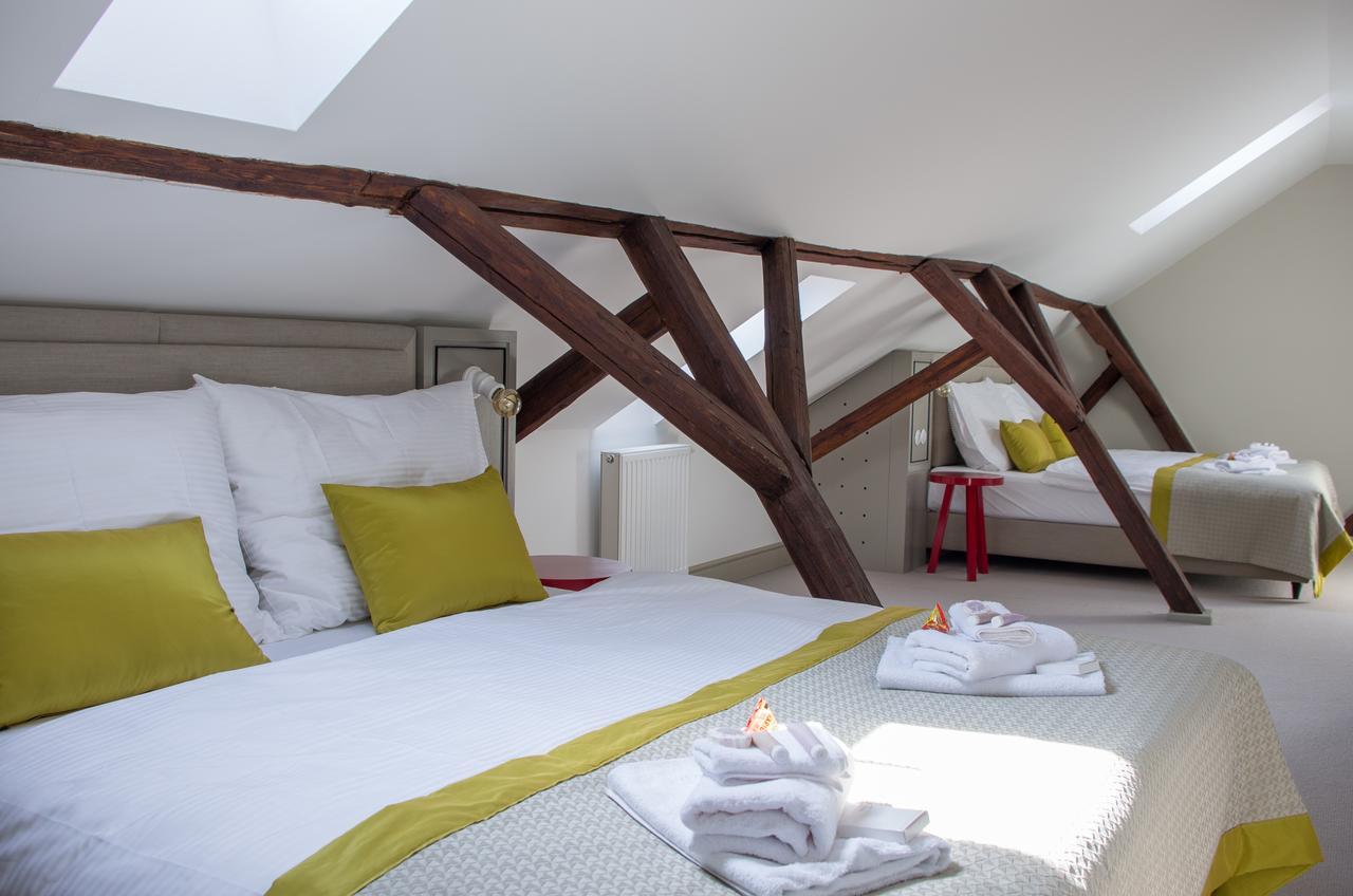 Hotel Kocour Třebíč 外观 照片