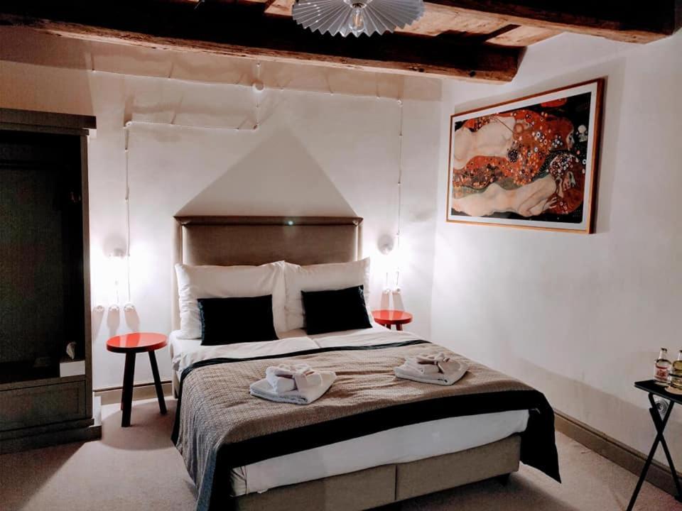 Hotel Kocour Třebíč 外观 照片